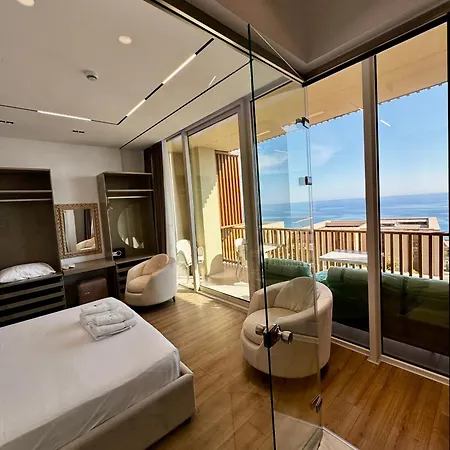 Fountain Villa, Coast *